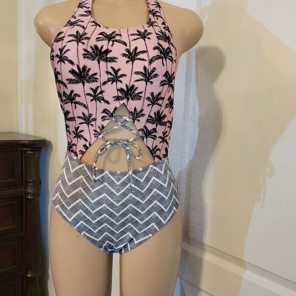 JUNIOR'S PALM SUNRISE ONE PIECE SWIMSUIT - Picture 4 of 15